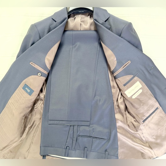 SuitSupply Men's Navy Suit 38 - Picture 3 of 14